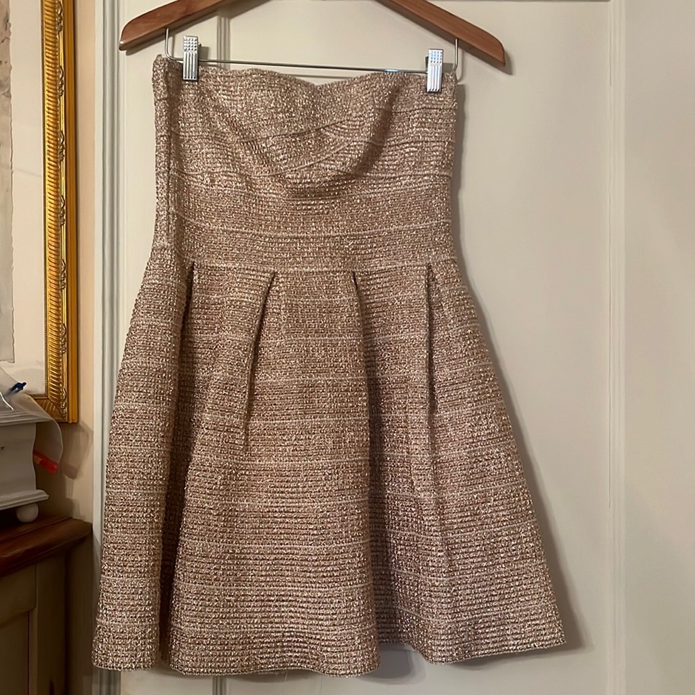 Rose gold colored elegant strapless dress